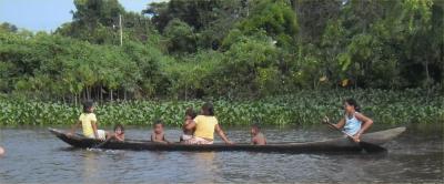 Ob b75a6c24d424b2d6a4ede4c6c8e7552a pirogue famille 1